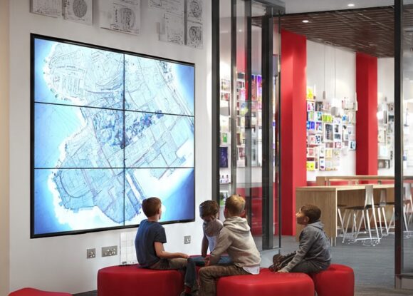 Digital Signage for Education: Enhancing Communication, Engagement, and Campus Experience