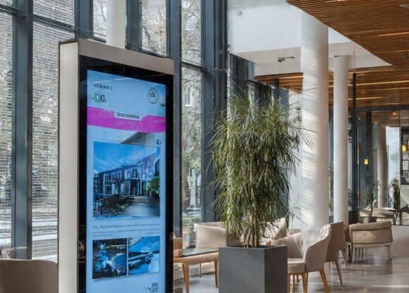 Open Source Digital Signage: Flexibility, Control, and Cost Efficiency for Modern Organizations